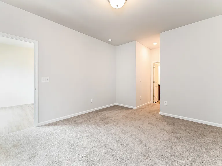 7280 Bellacroft Dr — Photo 13