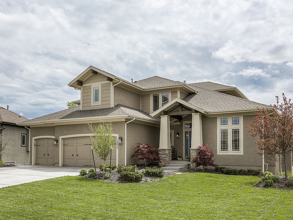 1.5 Story in Polo Fields 