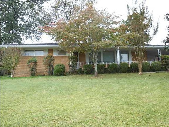 2nd image of 6114 Nottingham Dr