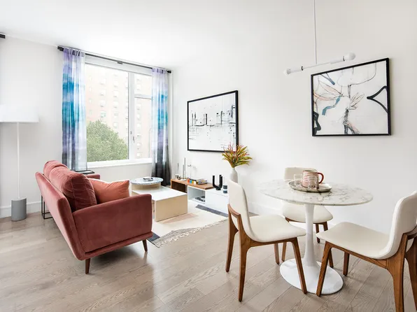 510 East 14th Street 210 image 2 of 3