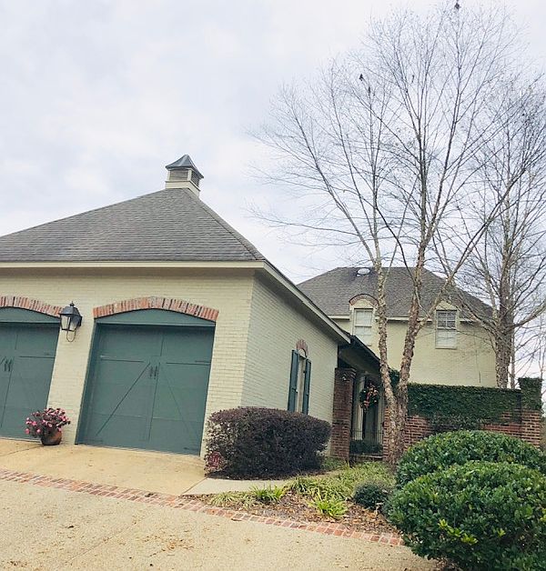 16 Emerald Row 