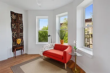 Rented by Erica Sullivan, LREB