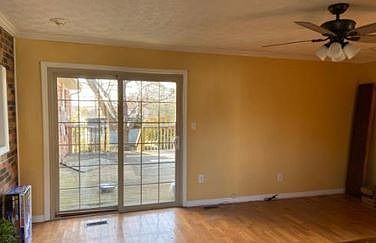 3rd image of 535 Betty Ct