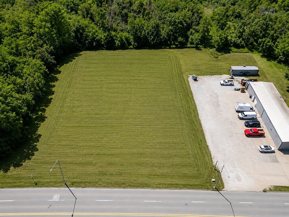 1st image of 711 E 2nd Ave