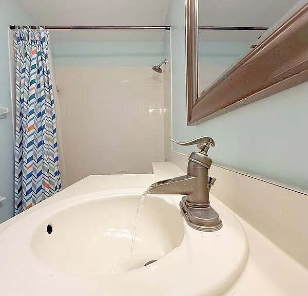 1118 Hardwood Dr — Photo 45