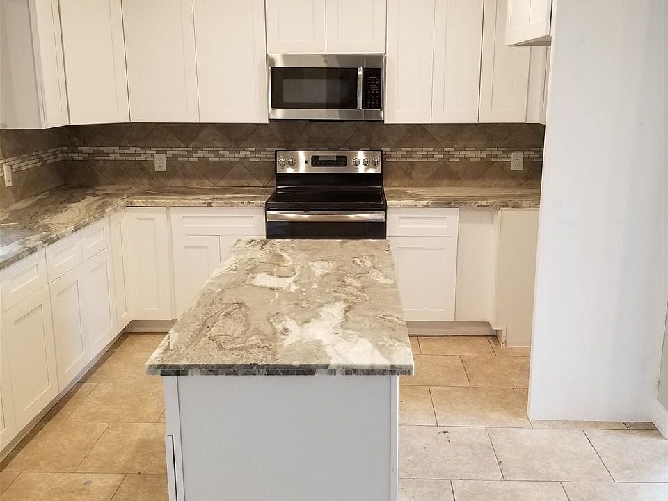2nd image of 4363 Captain Kidd Way