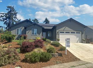 1240 S 13th St, Cottage Grove, OR 97424