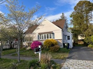 76 Arbor Ter, Southport, CT 06890