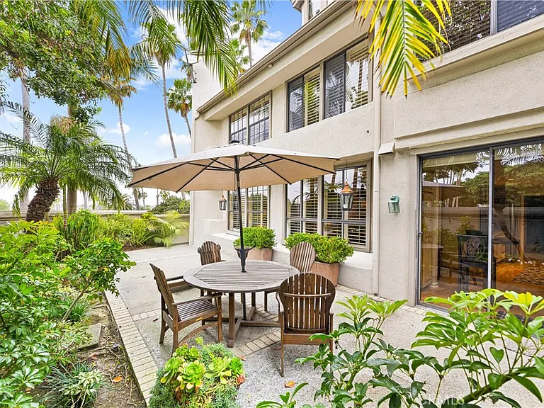 1 Sea Cove Ln — Photo 24