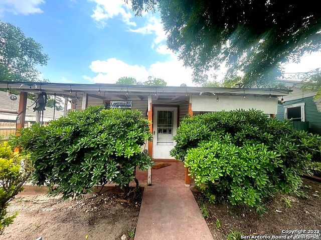 1st image of 222 Weaver St