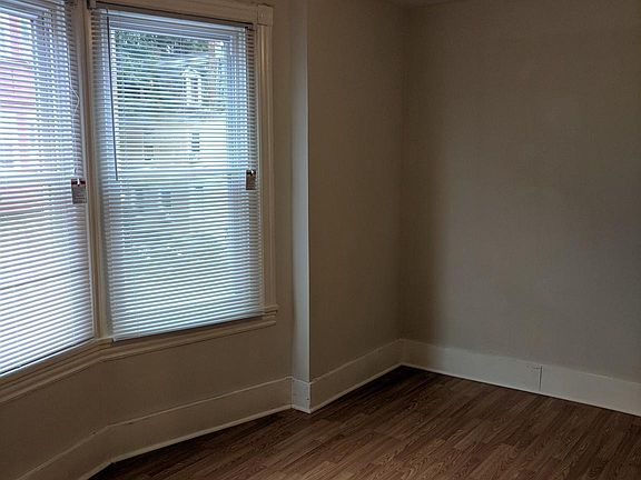 2nd image of 176 W Hansberry St