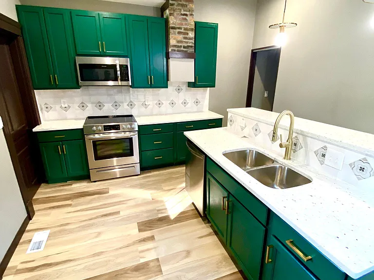 2935 Cleinview Ave — Photo 8
