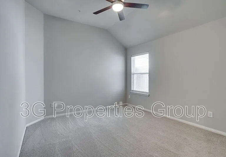 2348 Morning Dew Dr — Photo 16