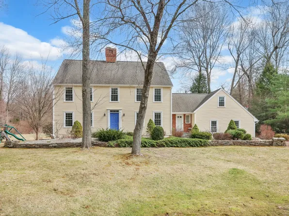 107 Stonepost Road, Glastonbury, CT 06033