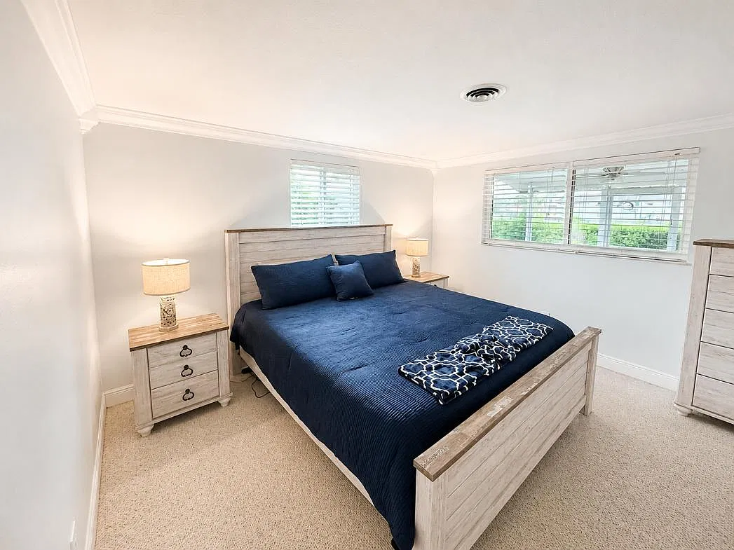 2 bed, 1450 sqft, $2,100 — Photo 3
