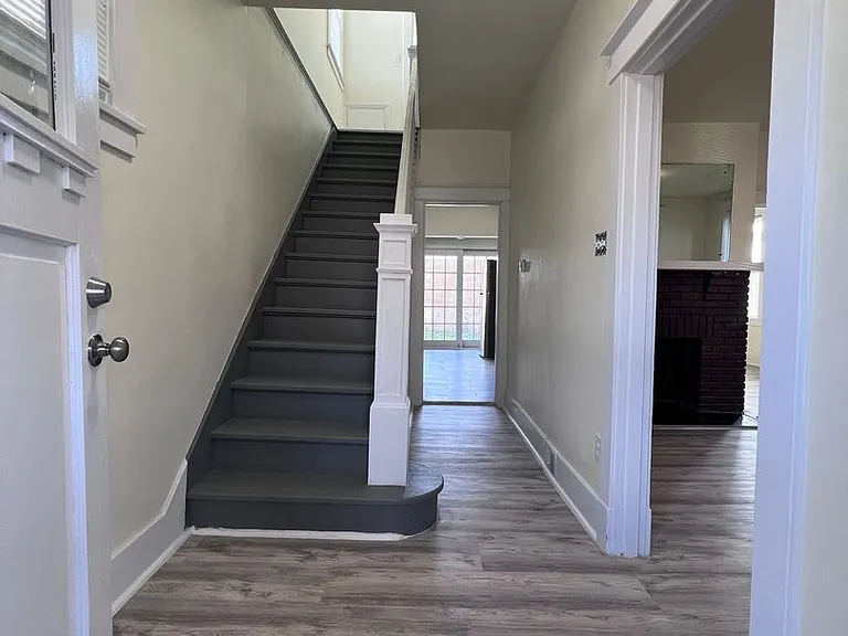 132 Amelia St — Photo 3