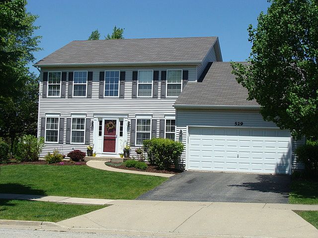 1st image of 529 Carriage Way