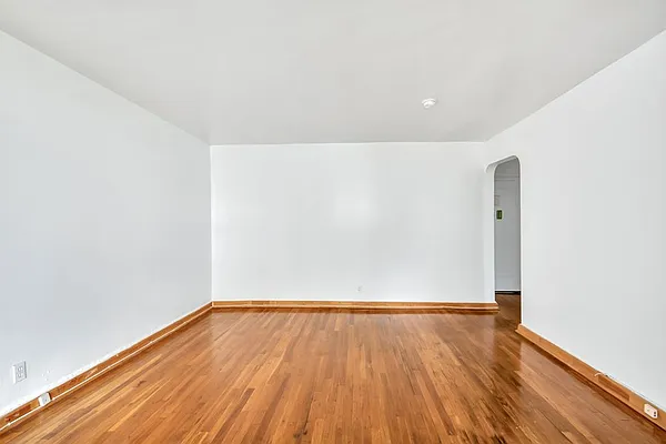 Rented by Pistilli Realty Group | media 5