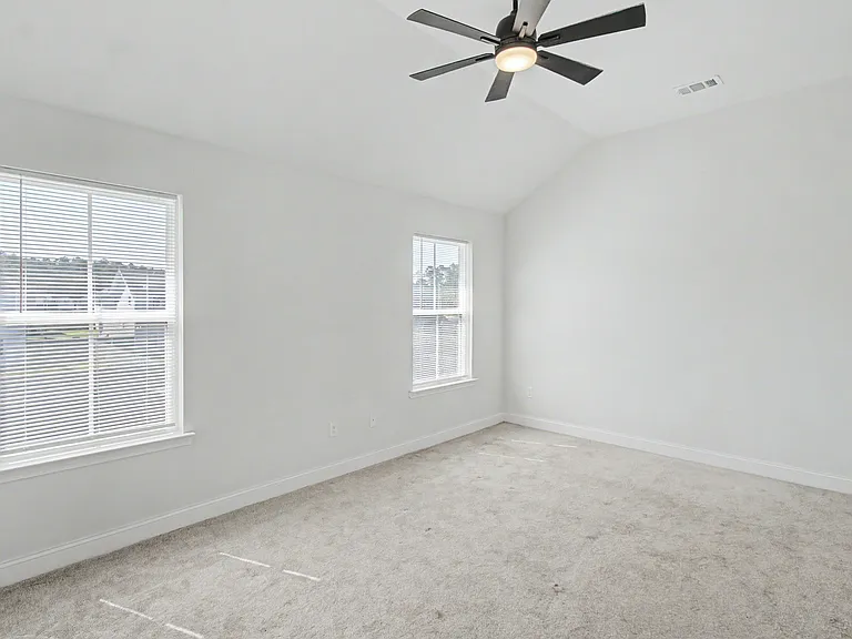 1052 Grayson Ave — Photo 25
