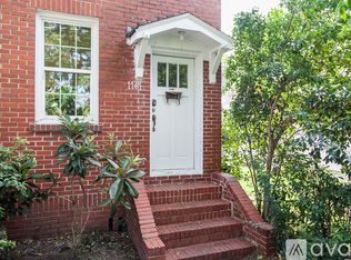 1161 King St #B, Charleston, SC 29403