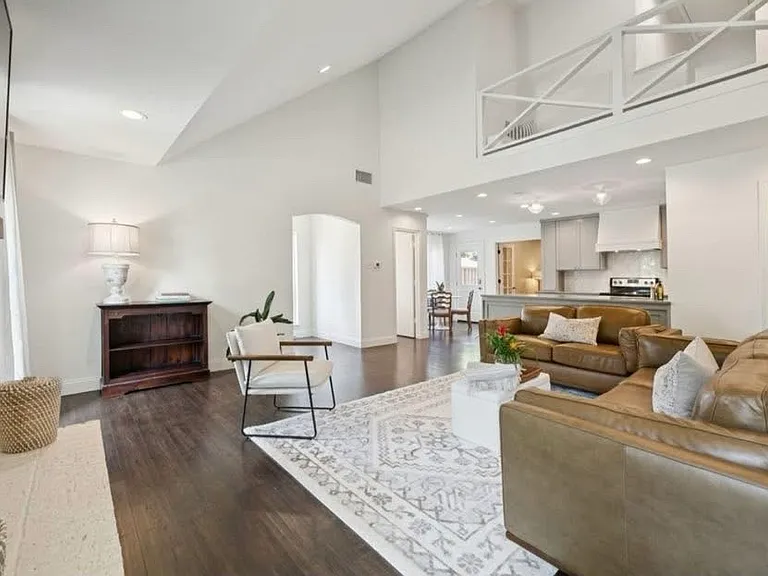 9346 Highedge Cir — Photo 4