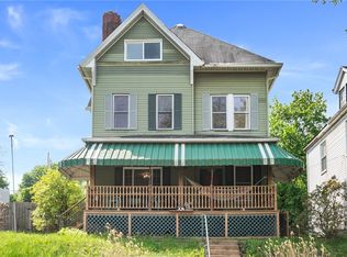 704 E 10th Ave, Homestead, PA