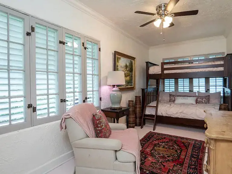 302 Fordham Dr — Photo 18