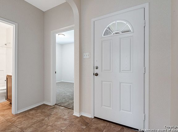 3rd image of 4411 Glendale Wood