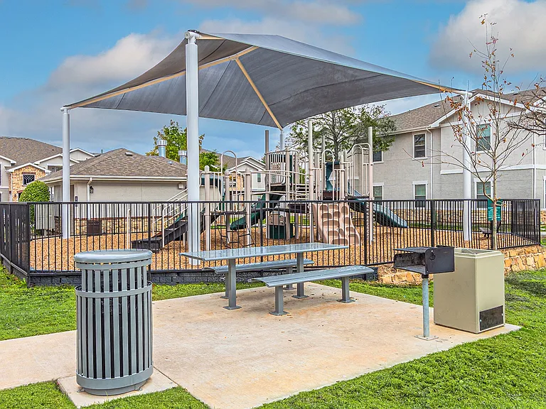 Rosemont at Mayfield Villas — Photo 37