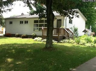 551 Hughes Dr, Tallmadge, OH 44278