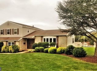 835 Stephen Rd, Warminster, PA 18974