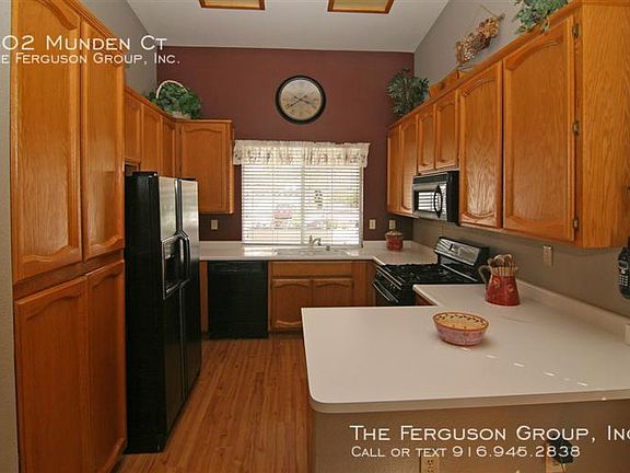 4th image of 402 Munden Ct