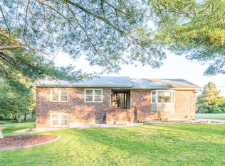 155 Paula Ln, Shepherdsville, KY 40165