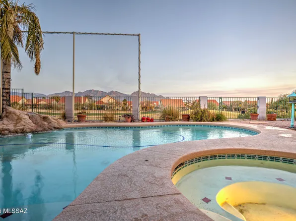 11018 N Mountain Breeze Dr, Tucson, AZ 85737