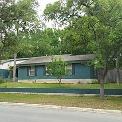 1st image of 302 S Lake Creek Dr