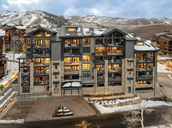 7697 Village Way #402, Park City, UT 84060