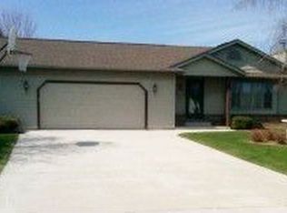 3504 N 49th Pl, Sheboygan, WI