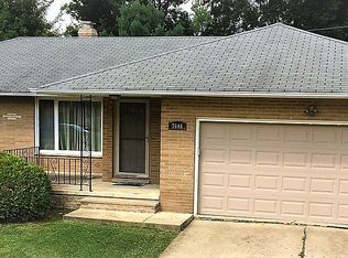 7646 Bunker Hill Rd, Middleburg Heights, OH