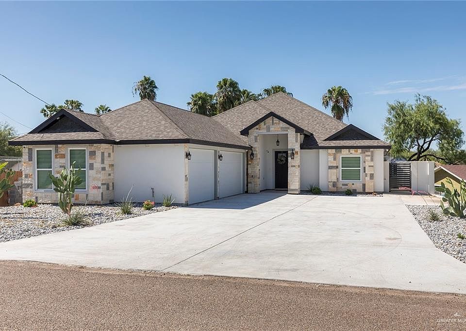 1st image of 825 E Kika De La Garza Blvd