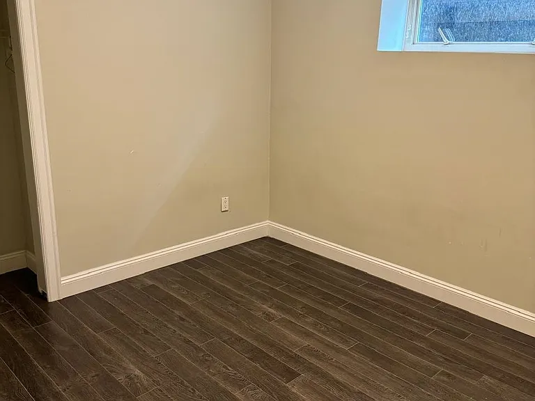 1425 Cornell Ave — Photo 13