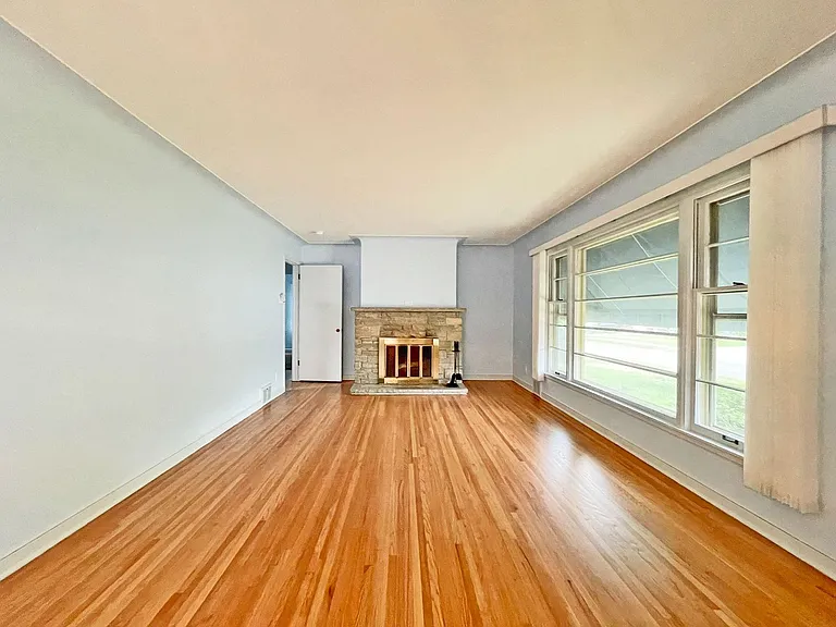 8824 W 34th St — Photo 3