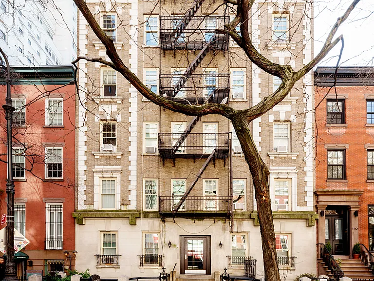 106 W 13th St #36 — Photo 9