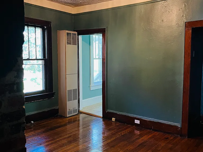121 Flint St #3 — Photo 8