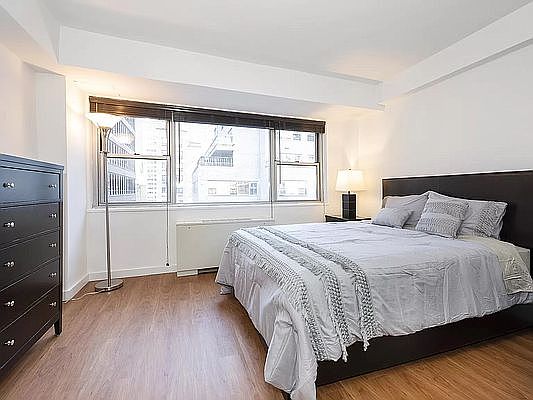 1st image of 330 E 49th St APT 11C