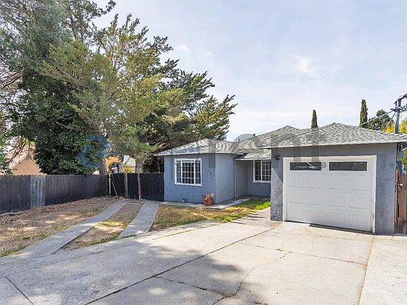 3rd image of 2838 Romagnolo St