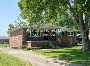 6515 Cross Brook Dr, Pewee Valley, KY 40056