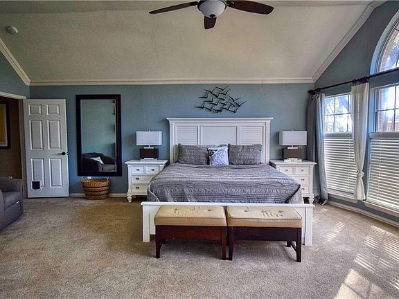 4th image of 3513 Piney Point Dr