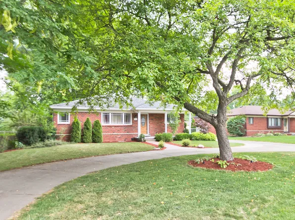 51290 Shelby Rd, Shelby Township, MI 48316