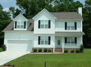 104 Mendover Dr, Jacksonville, NC 28546