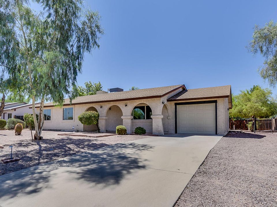 1st image of 11539 E Crescent Ave